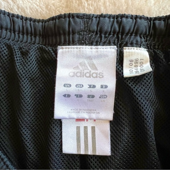 Vintage Nylon Adidas Trackpants - Picture 5 of 7